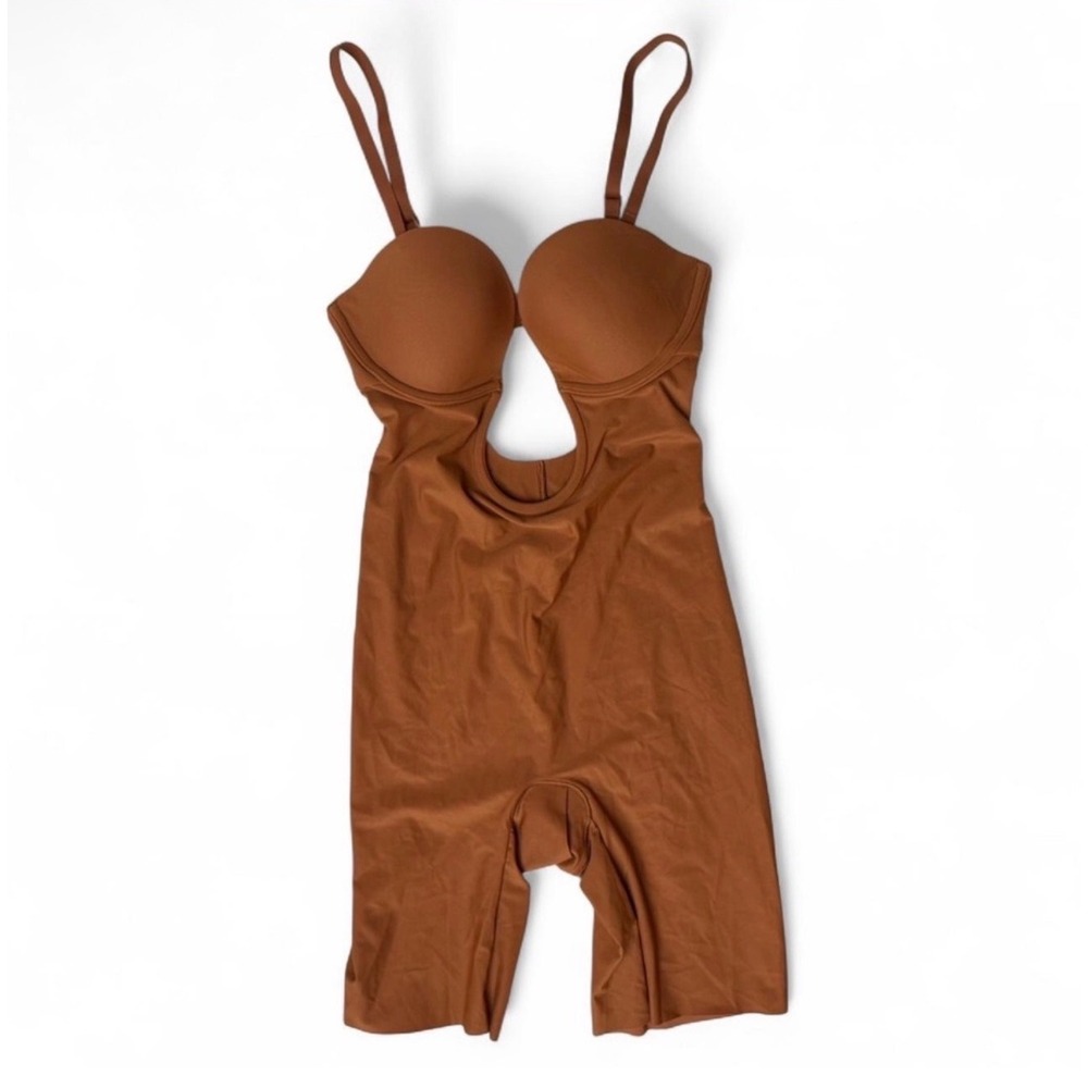 SKIMS Deep Plunge Shapewear Mid Thigh Bodysuit Bronze Women's XS NWOT